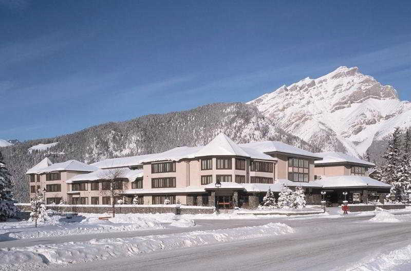 Elk + Avenue Hotel Banff Exterior photo
